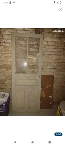 Porte bois massif semi vitrée