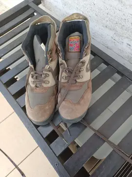CHAUSSURES DE RANDONNEE