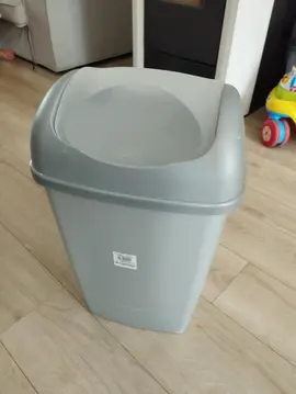 poubelle bascule 25L