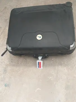 valise pour bricoleur car fermoir sensible