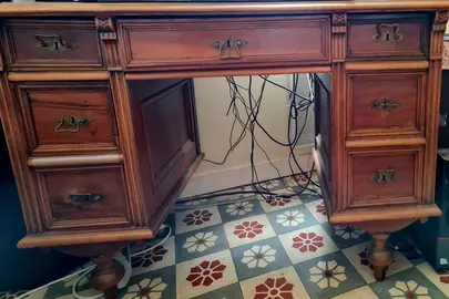 Bureau antiquaire Stil Henri 2