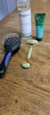 produits de beauté . brosse pour animaux.