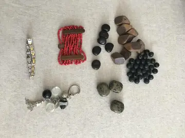 BIJOUX ET PERLES