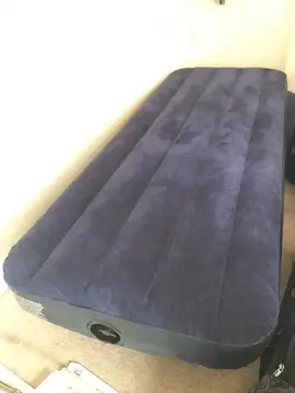 Matelas gonflable intex 1 place