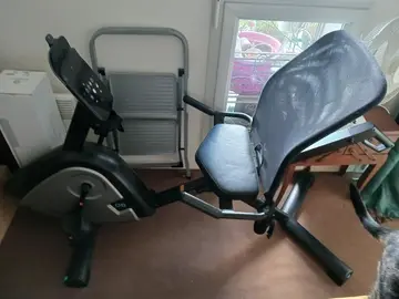 vélo appartement semi couché