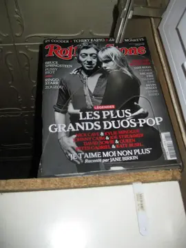 revue rolling stone