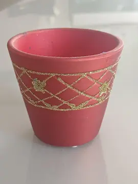 petit pot de fleurs de Noël