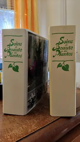 2 classeurs fiches plantes et fleurs