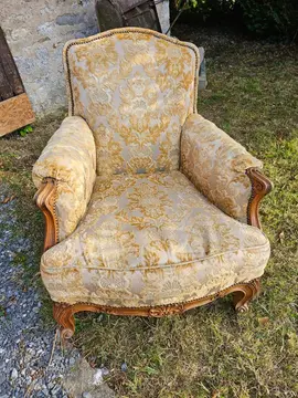 fauteuil à restaurer