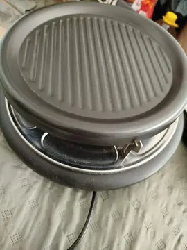 Appareil à raclette