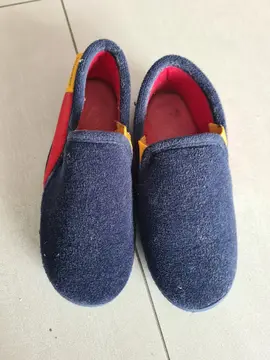 Chaussons Isotoner ( taille 30 )