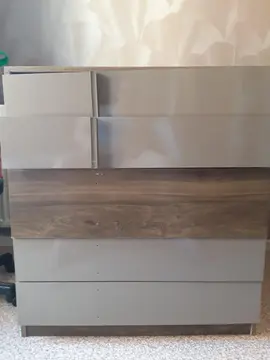 Commode à réparer