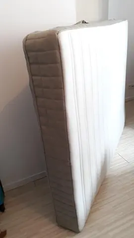 Matelas IKEA HAMARVIK 190x140