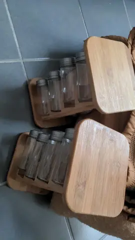 Tourniquets à épices