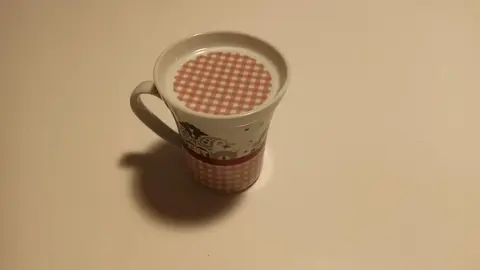 tasse à thé avec couvercle