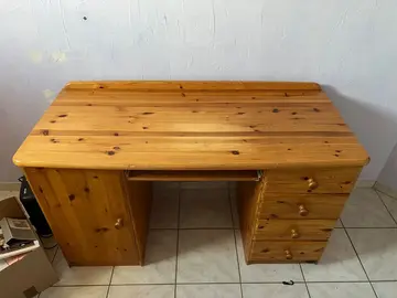 bureau + commode