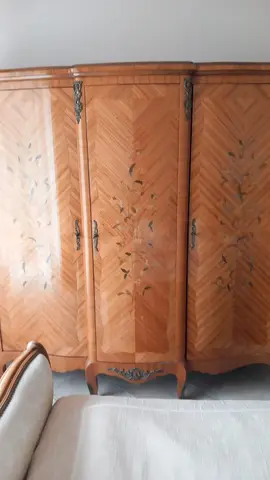 Armoire
