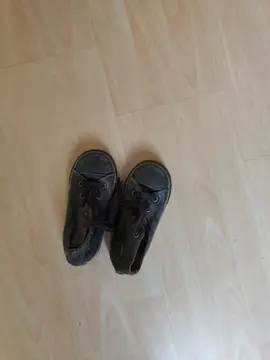 chaussure 25