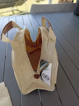 Trousse de toilette + Pochette