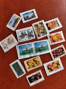 lot unique timbres Français 2023