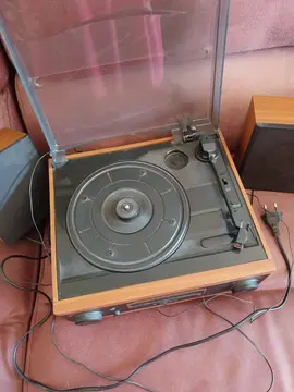 TOURNE DISQUES