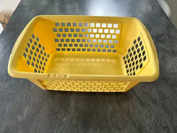 petit panier en plastique