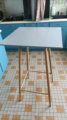 Table haute