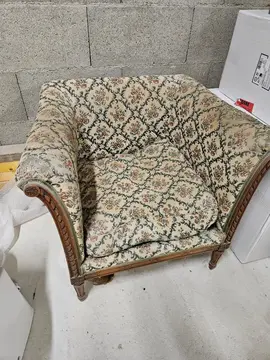 Fauteuil à restaurer