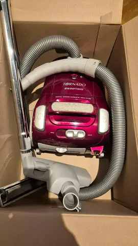 Aspirateur ROWENTA Tornado