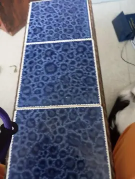 porte journaux en fer forgé et carrelage ( les carrelages sont à recoller