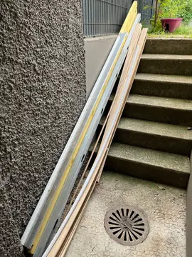 rails placo, poutres bois, plinthes