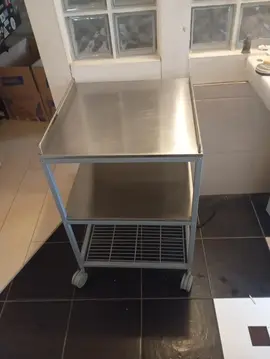 meuble metallique