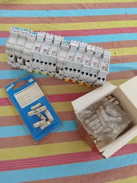 ensemble de coupe-circuits+lot de fusibles