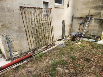 ferraille et vieux outils