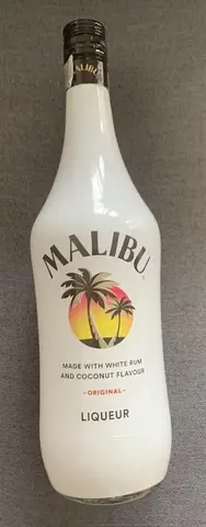 Bouteille de Malibu vide