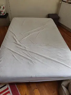 donne lit avec sur matelas 140/190