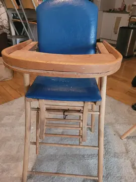 chaise haute en bois