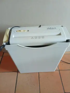 Machine à broyer le papier