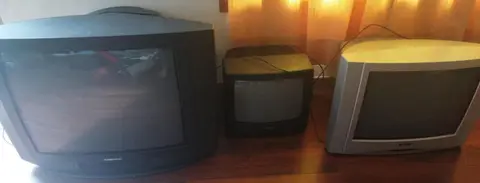 anciens téléviseurs