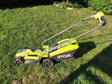 tondeuse à gazon