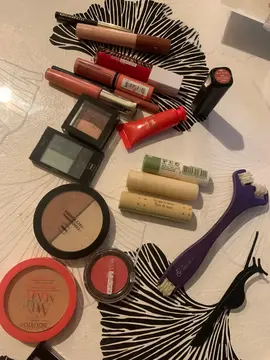 petit lot de maquillage