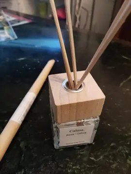 bâtonnets senteur avec son flacon