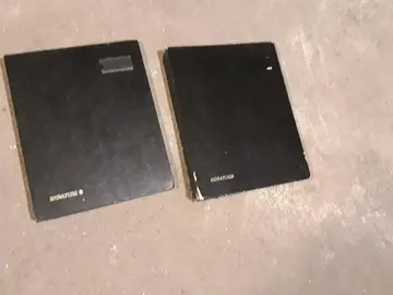 2 parapheurs cuir