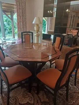 table octogonale avec deux allonges
