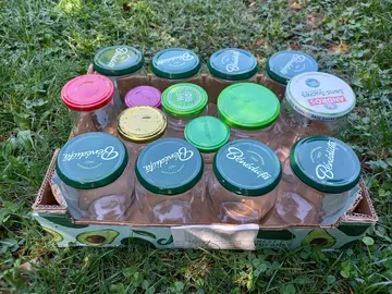 Cagette de pots couvercles vissés pour confitures