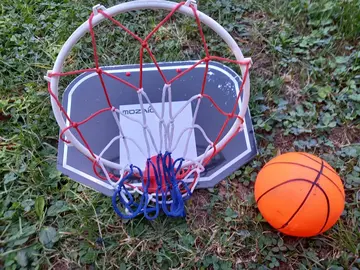 Panneau de basket pour chambre avec ballon
