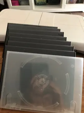 8 boîtiers de DVD vides