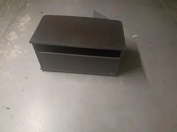 meuble tv en bois noir avec porte vitree