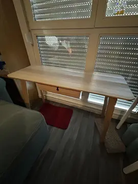 Table/Bureau Ikea Lisabo avec tiroir