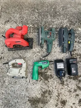 Lot d’outils (pour pièces)